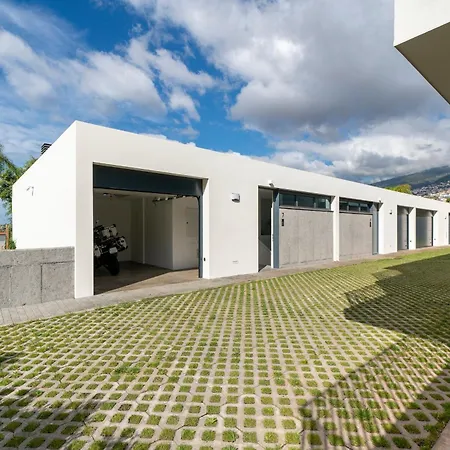 Casa Do Miradouro 6 By Heart Of Funchal (Madeira)
