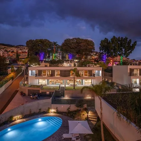 וילה Casa Do Miradouro 6 By Heart Of פונשל